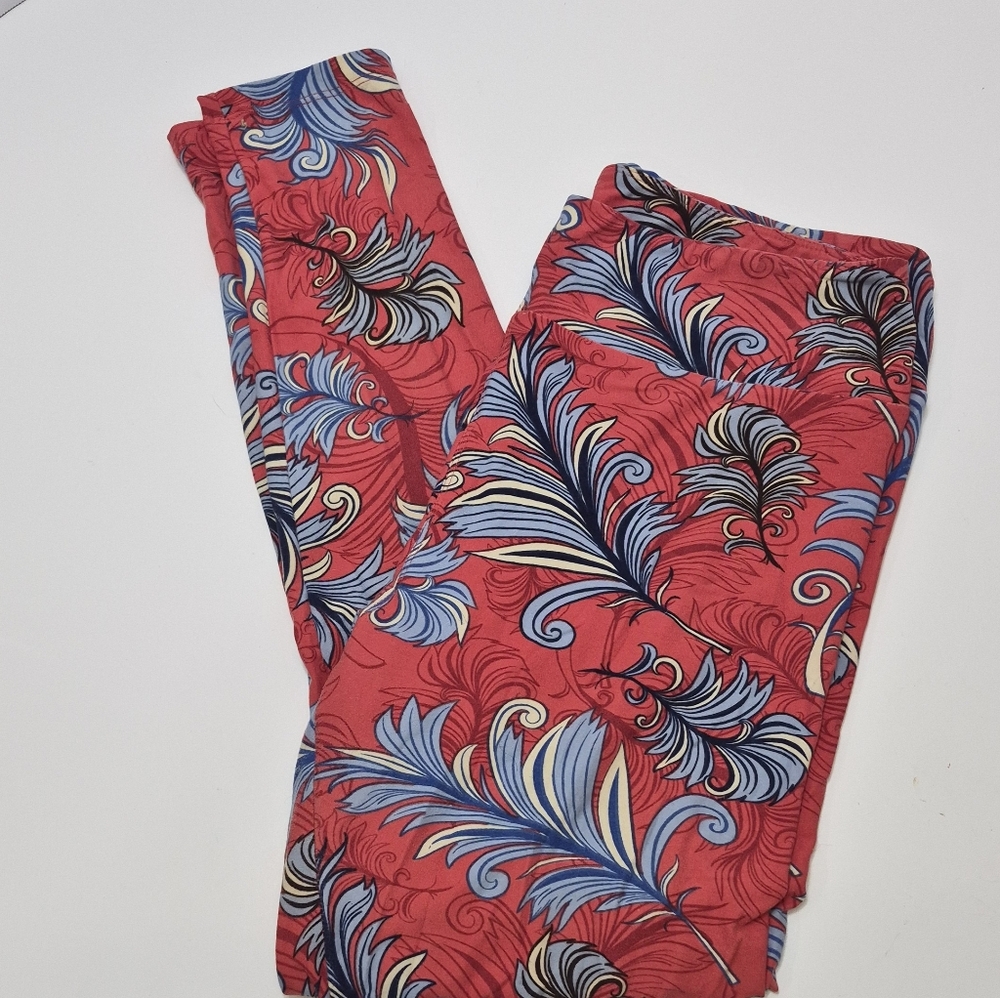 LuLaRoe Leggings TC Red Feather-Print